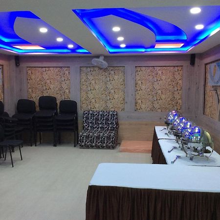 Hotel Central Park 무자파르푸르 외부 사진